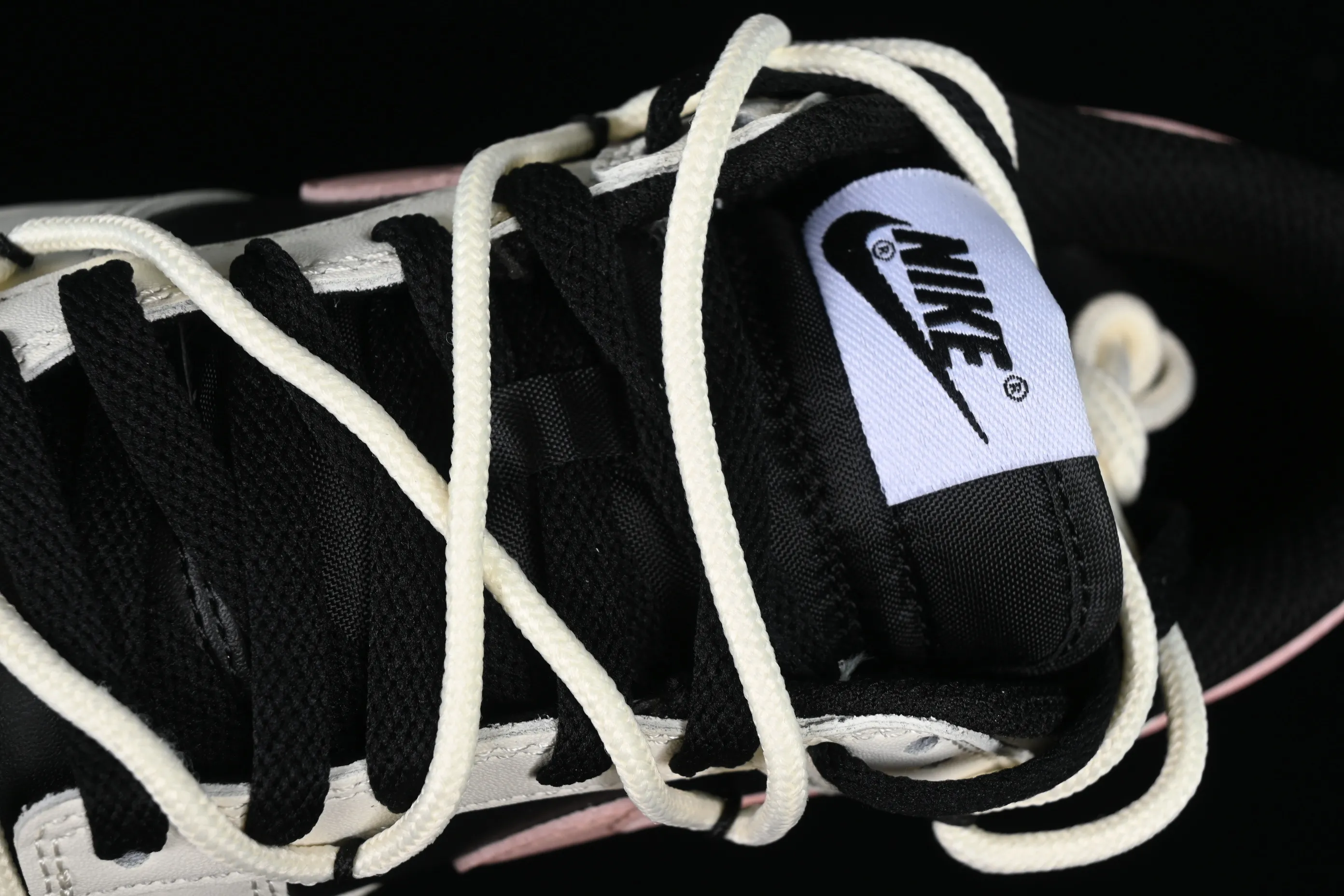 All categories Nk SB Dunk series Nk SB Dunk Low low-top sneakers CS version Nk Dunk Low Steam Puppet-Smoky Rose SB strap low-top casual sneakers FD1232-001